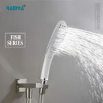 Fish Hand Sower With 1.5 Mtr Tube - Image 5